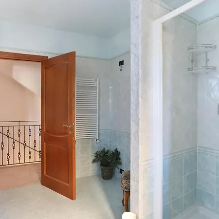 La Casa Di Carla Con Piscina